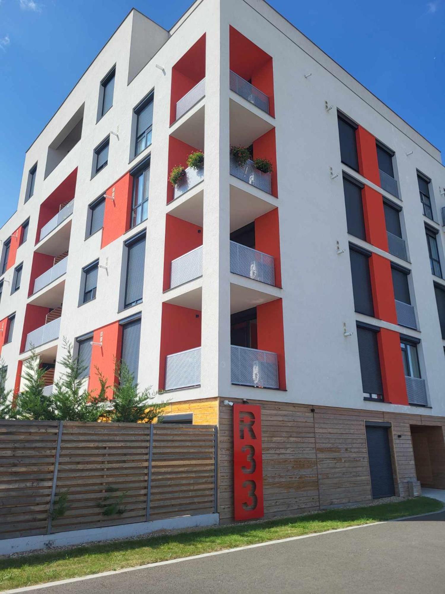 Sika Garden Apartment Arad Exterior photo